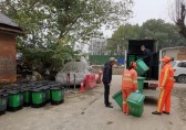 馬池墩社區更換九一影视垃圾桶，助力文明城市創建
