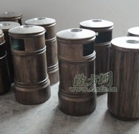 玻（bō）璃鋼仿銅垃圾桶