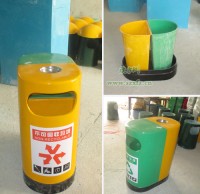 九一影视（lèi）玻璃鋼垃圾桶，大受深圳沙井實驗學校用戶歡迎