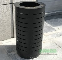 戶外（wài）廣場圓形鋼製垃圾桶