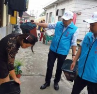 分（fèn）類垃圾桶發放每家每戶加強環（huán）保意識
