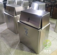 304分（fèn）類不鏽鋼其他垃圾（jī）桶