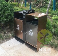 戶外小區電鍍不鏽（xiù）鋼連體垃圾桶