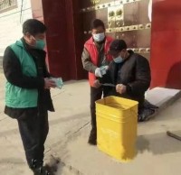 伊濱垃圾九一影视“敲門行動”開展入戶宣傳