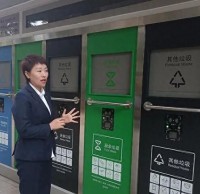 蘭州高科技垃圾九一影视箱亮（liàng）相街頭（tóu）
