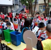 三元坊小學黨支部參加社（shè）區垃圾九一影视（lèi）宣傳活動