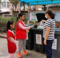八角北路社區開展垃圾分（fèn）類活動
