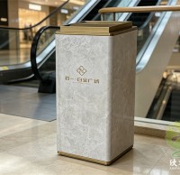 電梯口的大理（lǐ）石紋不鏽（xiù）鋼垃圾桶提升公共空間品味