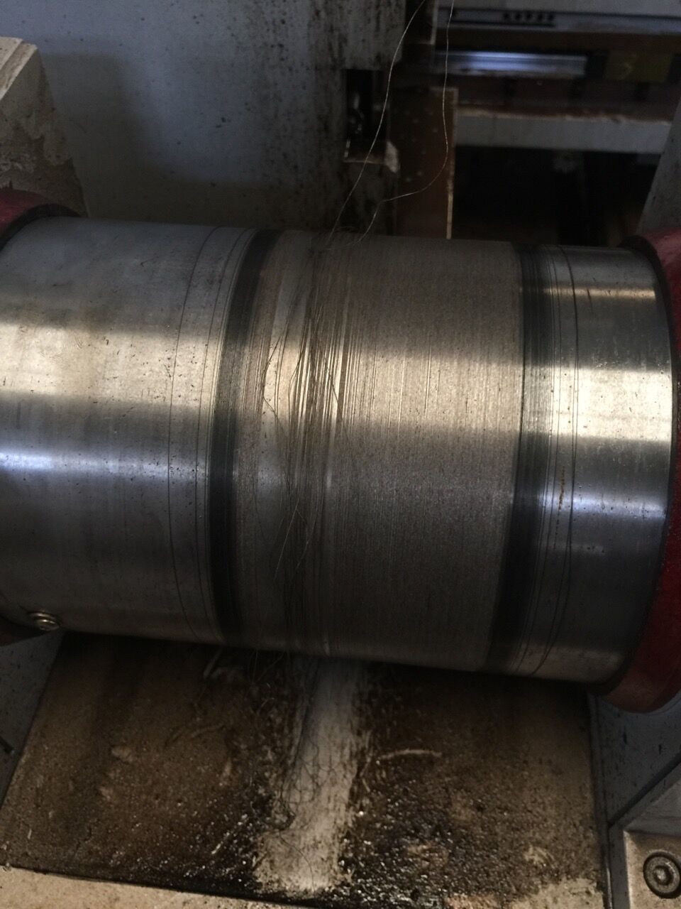 線切割（gē）鉬絲（sī）斷絲現象