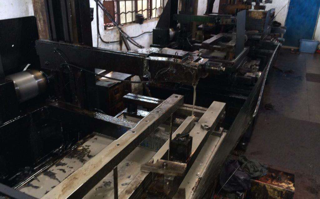 清洗（xǐ）線切割機床小技巧