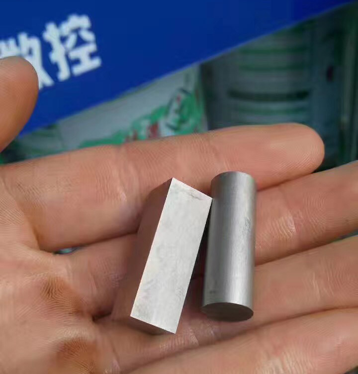 中走（zǒu）絲線切割加工效（xiào）果1