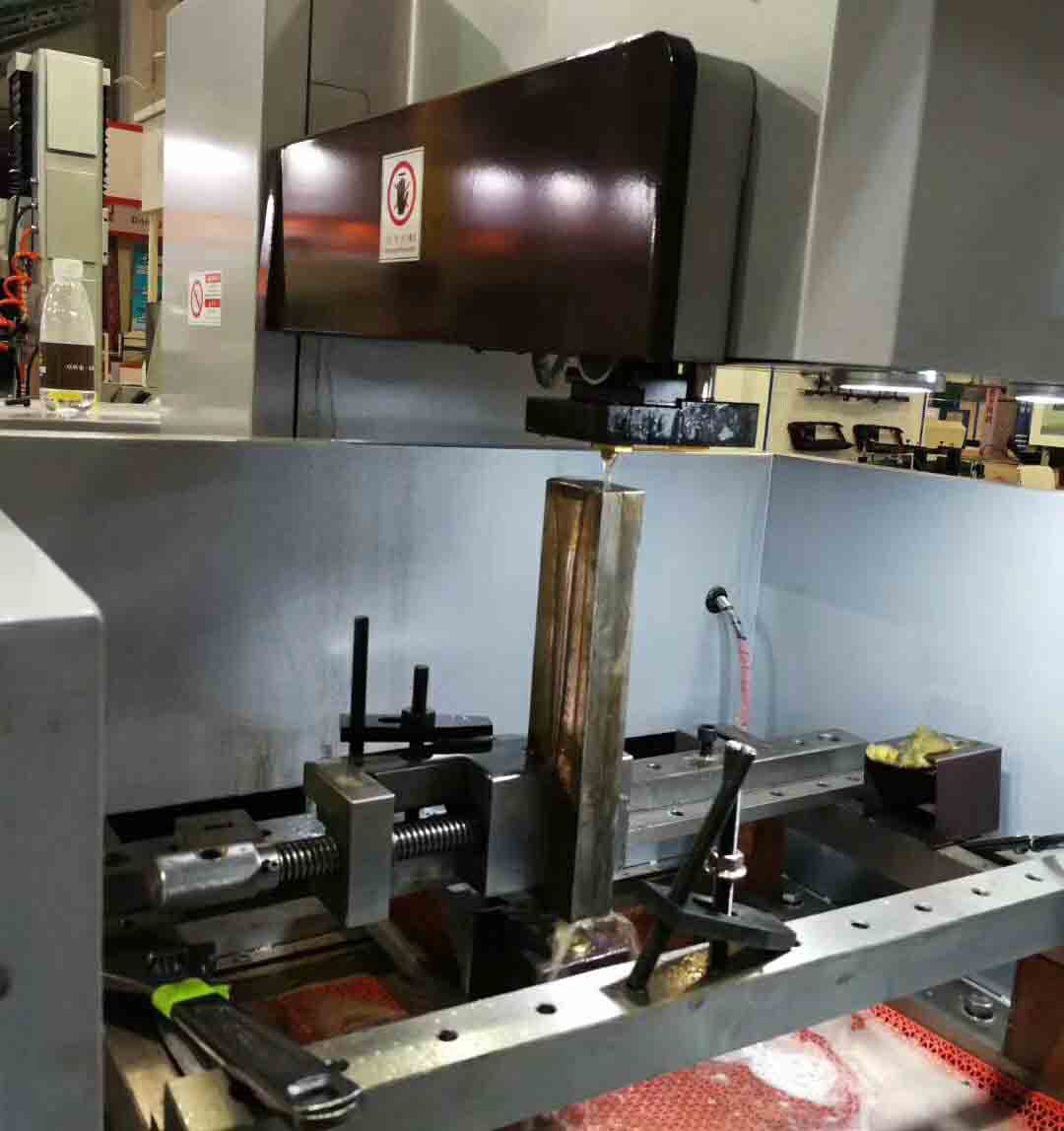 廣東17·c18起草视频.27東莞模具製造機械展現場300高修刀