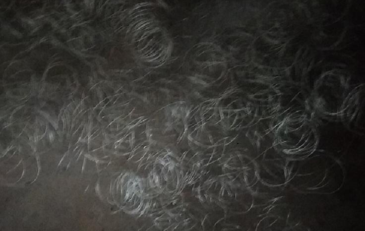 線（xiàn）切割鉬絲打卷