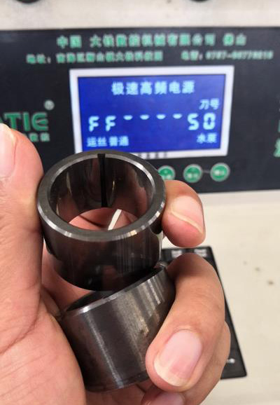 四川(歐曼機械)極速中走絲實地客戶樣件（jiàn）照片