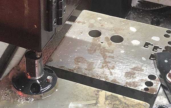 線切割機機橢圓（yuán）度有問題