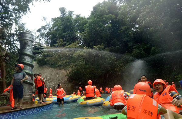 17·c18起草视频.27清遠古（gǔ）龍峽漂流12