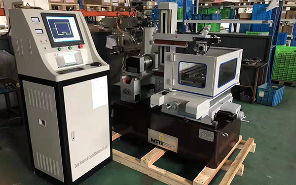 天津（jīn）（開利達控製技術）線切割機（jī）床實地客戶現場安（ān）裝