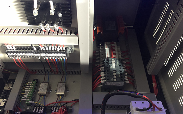 線切割電（diàn）櫃控製板