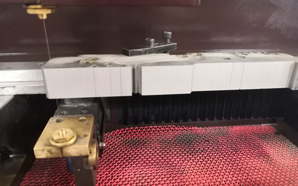 線（xiàn）切割加工效果