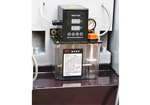 自動電子潤滑（huá）